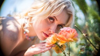 Tonton Thong Wearing Chloe Cherry Gets Ass Fucked di GEEZ.TUBE - video terbaik