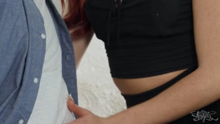 Thong-Clad Tori and Izzy Get Fucked - kostenlose Pornos auf GEEZ.TUBE