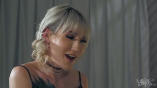 Tonton Striking Cock at Midnight di GEEZ.TUBE - video terbaik