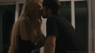 Regardez Eva's Enhanced Body Takes Over sur GEEZ.TUBE - les meilleures vidéos
