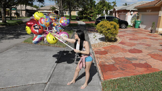 Schau Small but Satisfying: 99 Balloons auf GEEZ.TUBE - die besten Videos