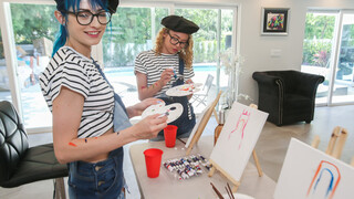 Color Me Bad: Teen Best Friends Go Wild with Lily Glee - kostenlose Pornos auf GEEZ.TUBE