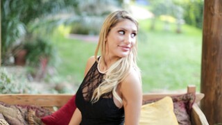 Something Hot in the Sun - porno gratuito su GEEZ.TUBE
