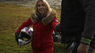 Assista Romantic Winter Fuck in Cabin with Blowjob no GEEZ.TUBE - os melhores vídeos