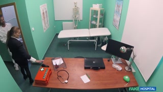Doctor Gives Amazing Blowjob - kostenlose Pornos auf GEEZ.TUBE