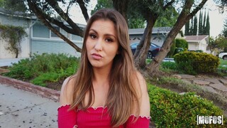 Natural Tits Teen Rides My Scooter - porno gratuit sur GEEZ.TUBE