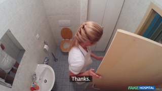 Guarda Nurse Caught Off Guard by Wild Standing Doggystyle su GEEZ.TUBE - i migliori video