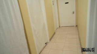 Victor Ray's School Blowjob Encounter - phim khiêu dâm miễn phí trên GEEZ.TUBE