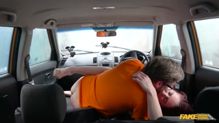 Outdoor Car Sex with Amateur Redhead - free porn on GEEZ.TUBE