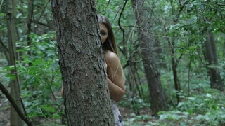 Amateur Teen's Outdoor Creampie - GEEZ.TUBEで無料ポルノ