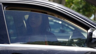 Schau Cumshot in the Car with Charles Dera auf GEEZ.TUBE - die besten Videos