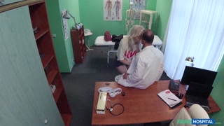 Medical Blowjob from Cute Amateur - free porn on GEEZ.TUBE