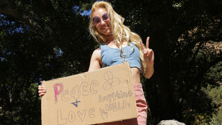  Hippies: Masters of Pickup  - gratis porr på GEEZ.TUBE
