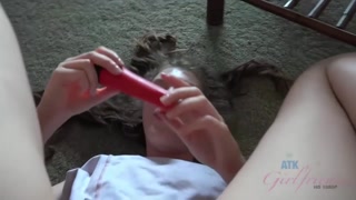 Elena Koshka’s pussy loves the feel of strange toys - porno gratuito su GEEZ.TUBE