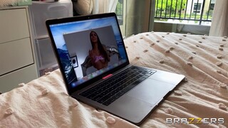 Regardez Gianna and Whitney's Skirt Lifted and Fucked sur GEEZ.TUBE - les meilleures vidéos