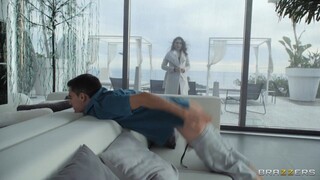 European Girl Sucks and Fucks Hard - pornô grátis no GEEZ.TUBE