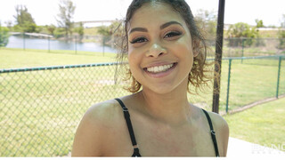 Assista Exposed Boobs Fitness no GEEZ.TUBE - os melhores vídeos
