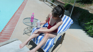 Watch Poolside BJ - Liv Wild Swallows for Filthy Rich on GEEZ.TUBE - the best videos