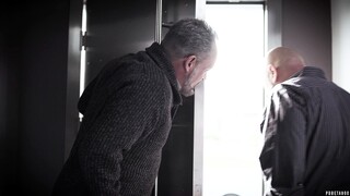 Old Man Spanks and Fucks Young Erica Lauren - pornô grátis no GEEZ.TUBE