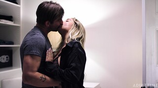 Obejrzyj Lingerie Babe Kali Roses Deep Throats & Swallows na GEEZ.TUBE - najlepsze filmy