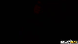 Big Tits Blake Gets Pounded Missionary Before the Ring - darmowe porno na GEEZ.TUBE