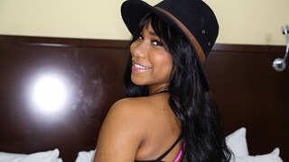 Young Black Teen Jenna Foxx Takes Big Dick - darmowe porno na GEEZ.TUBE