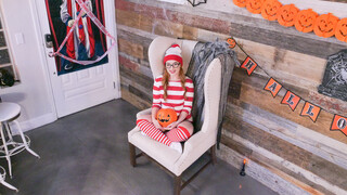 ดู Quinton Pumps Tight Teen Cleo in Spooky Fun บน GEEZ.TUBE - วิดีโอที่ดีที่สุด