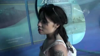 Exhibitionist Rina Ellis Nude Beach & Aquarium - porn gratis di GEEZ.TUBE