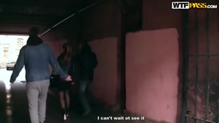 Brunette Russian Mona Kim takes on two studs - porn percuma di GEEZ.TUBE