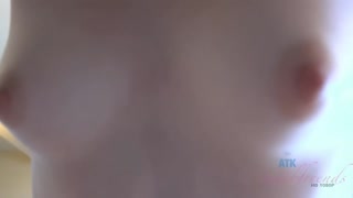 Brunette Emma Evins POV Creampie in Tropical Hawaii - porno gratis en GEEZ.TUBE