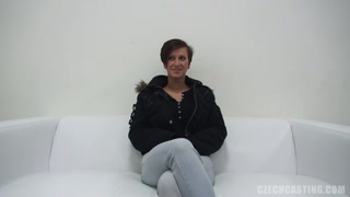 Czech Brunette Nikola’s Big Tits Casting Fun - porn gratis di GEEZ.TUBE