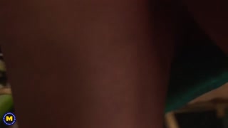 Redhead hairy MILF takes deep creampie pounding - porn gratis di GEEZ.TUBE