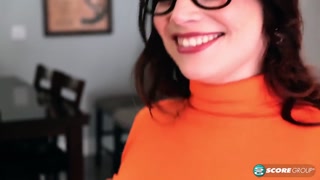 MILF Brooklyn Springvalley in Hot Cosplay Canoodling - porn percuma di GEEZ.TUBE