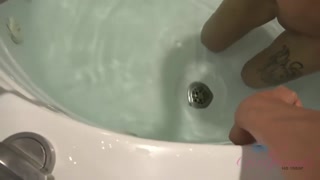 Brunette Ariana Aimes Amateur Fingering in Vegas - porno gratuit sur GEEZ.TUBE