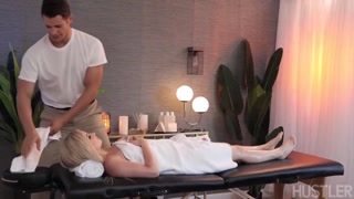 Deep Oil Massage Leads to Deepthroat for Aria Banks - porno gratis en GEEZ.TUBE