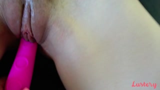 Alyssa Learns The Ropes From Lorelei In The Living Room - free porn on GEEZ.TUBE
