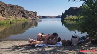 Rey and Storm: Mermaid in the USA – Outdoor Doggystyle Vacation - kostenlose Pornos auf GEEZ.TUBE