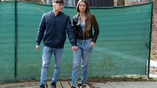 Sophie Weber Gets Ice Cream and a Public Blowjob from Tommy Wave - GEEZ.TUBE पर मुफ़्त पोर्न