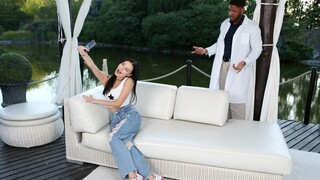 Rocco's Sex Doctor Visit #19 - Interracial Threesome with Lingerie and Outdoor Twists - 在GEEZ.TUBE上的免费色情内容