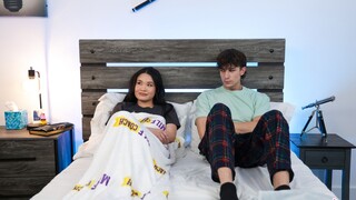 Sleeping Naked in the Heat – Petite Brunette Gets Creampie - free porn on GEEZ.TUBE