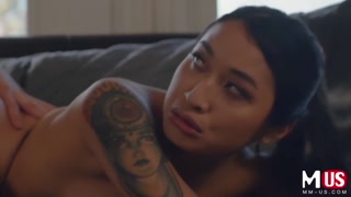 Asian hottie Avery Black loves big security dick - pornô grátis no GEEZ.TUBE