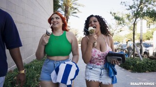 Double Blowjob and Ass Worship with Scarlett Venom - porn gratis di GEEZ.TUBE