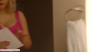 Ryan Mclane and Sophia Deluxe in Lingerie Hotel - volné porno na GEEZ.TUBE