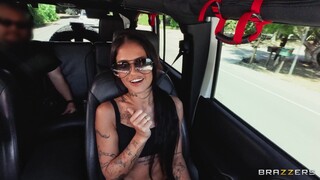 Ryan Reid's Doggystyle Delight - GEEZ.TUBE에서 무료 포르노