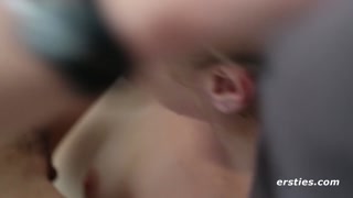 Layla and Mae: Trimmed Bush, Oral Fun, and Tattooed Bodies - darmowe porno na GEEZ.TUBE
