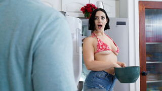 Short Hair, Big Tits: Lucy Lotus - kostenlose Pornos auf GEEZ.TUBE