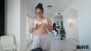 Tonton Pussy Playtime with Madison di GEEZ.TUBE - video terbaik