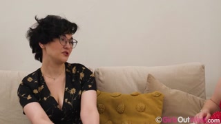 Pale and Beautiful: Amelia & Tahlia - GEEZ.TUBE에서 무료 포르노