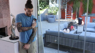 ดู Serena Sterling gives her friend's bro a nude show บน GEEZ.TUBE - วิดีโอที่ดีที่สุด