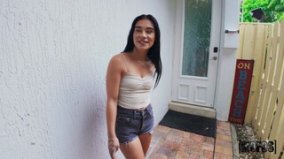 Reverse cowgirl ride with Delilah Dagger and BBC - porno gratuito su GEEZ.TUBE